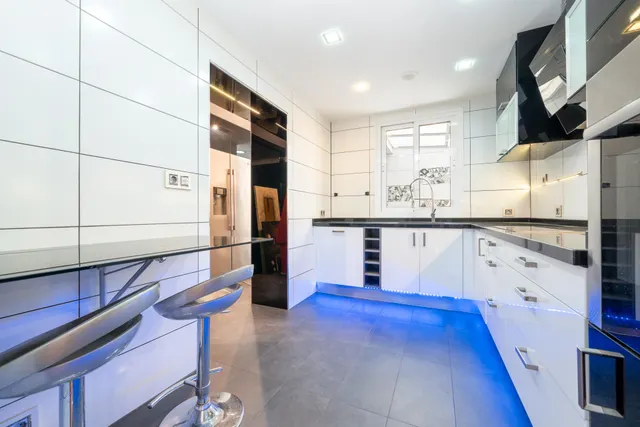 Impresionante piso en Paseo Maritimo — 23
