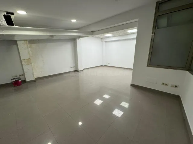 ¡¡ATENCION EMPRENDEDORES!! AMPLIA OFICINA EN ALQUILER EN AVE - foto 5