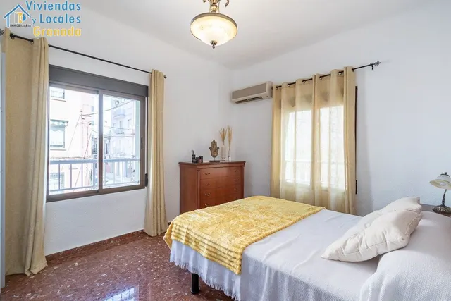 Piso en Zaidín — 9