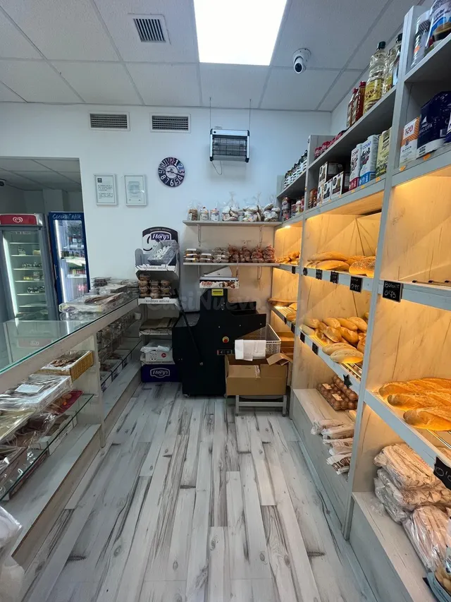 MARAVILLOSO LOCAL PARA INICIAR TU NEGOCIO EN MIRALBAIDA!!! - foto 4