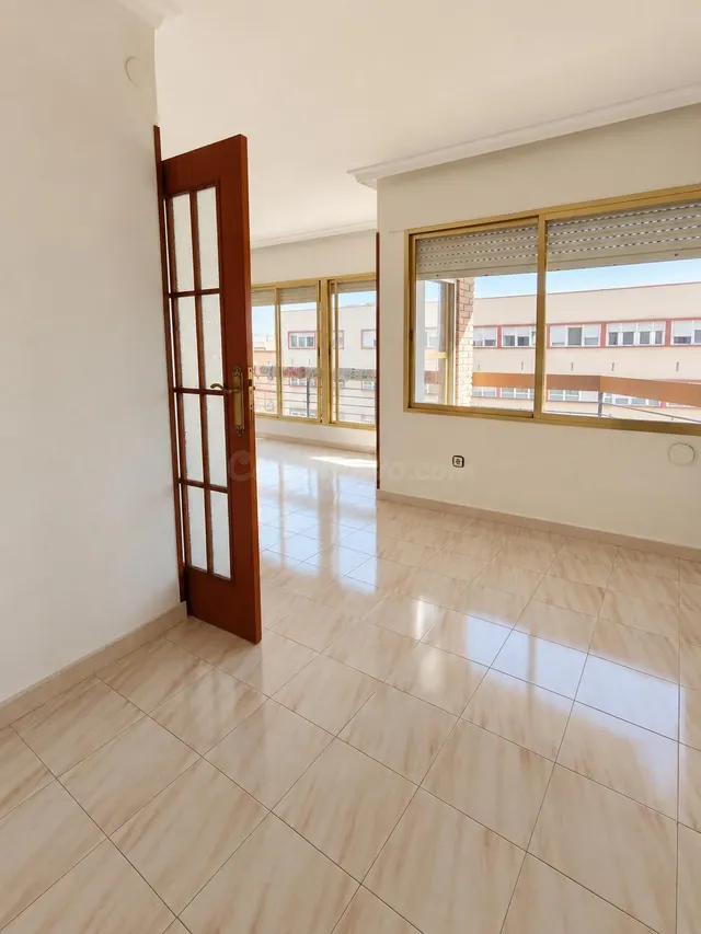VIVIENDA CON ASCENSOR EN CAMPOAMOR - foto 5