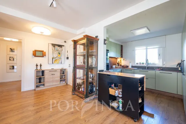 Casa completamente reformada con apartamento independiente, licencia turística, gran jardín y piscina en Calonge — 38