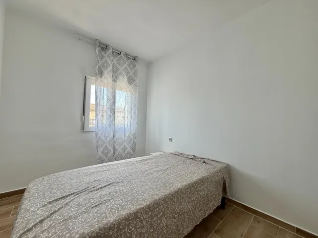 Piso reformado para alquilar junto al Parque Lo Morant — 8