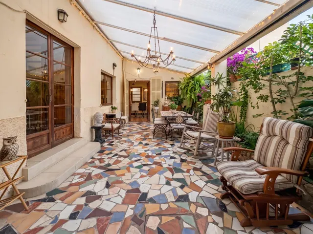 Casa con jardin privado y dos terrazas en el corazon de Port - foto 3