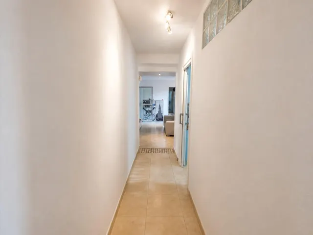 Una vivienda única por espacio, distribución y posibilidades en Aguadulce — 24