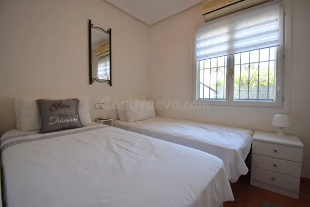 Quad 2 habitaciones 50m² en venta - Playa Flamenca - foto 2
