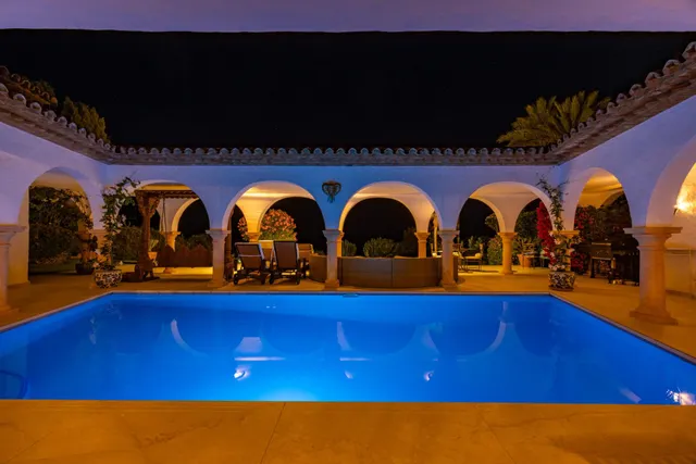 ESPECTACULAR VILLA DE LUJO EN ALQUILER EN 1ª LÍNEA DE PLAYA DE CABOPINO CON MARAVILLOSAS VISTAS AL MAR — 36