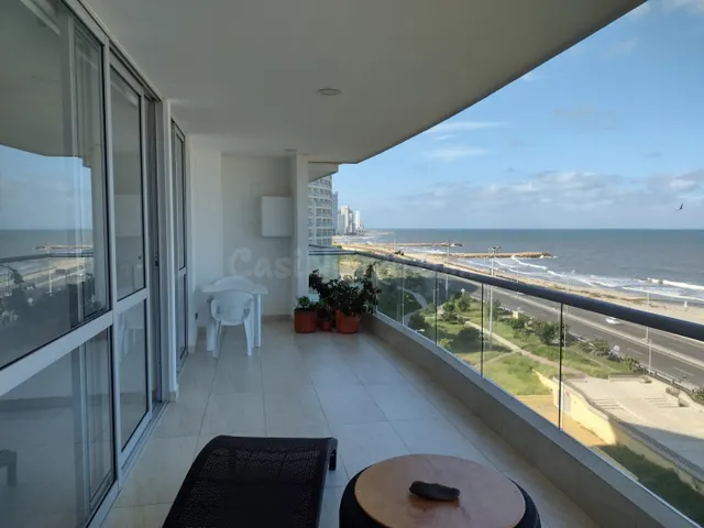 Vendemos hermoso Apartamento en Crespo con vista directa al  - foto 3
