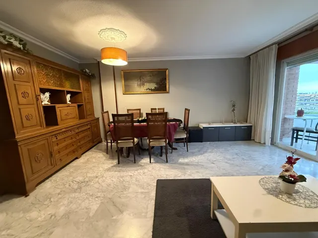 Piso de 4 dormitorios en una de las mejores zonas de Alicante — 35