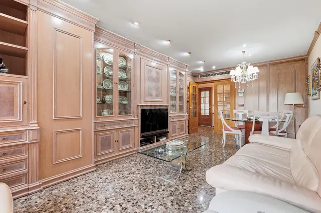 Magnifico piso en residencial junto al Roig Arena - foto 3