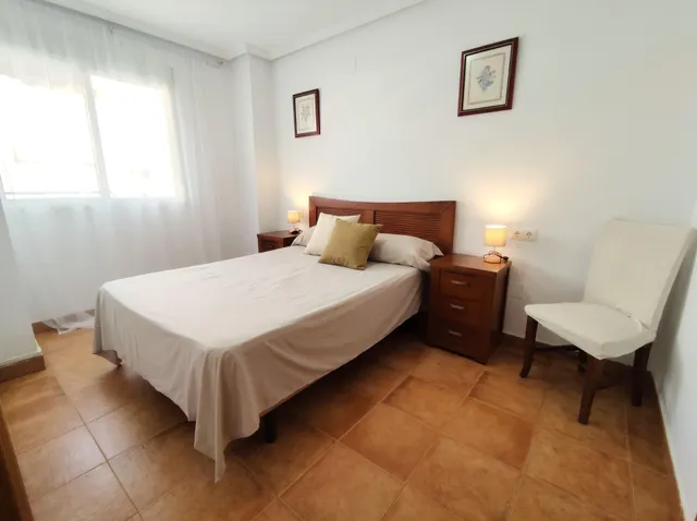 ALQUILER LARGA TEMPORADA APARTAMENTO DE 2 DORMITORIOS CON PISCINA COMUNITARIA — 7