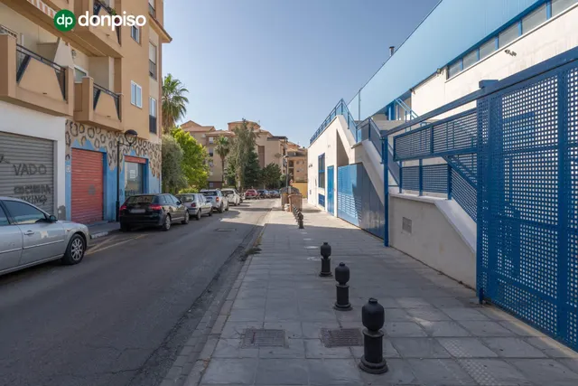 Encantadora Casa Reformada en Ogijares con Vistas y Espacios para Disfrutar — 46