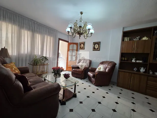 Inmobiliaria Blanhogar vende fantástico piso en La Paz. — 3