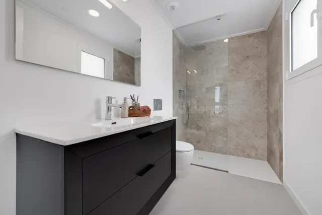 Venta de villa en El campello, de 119m2 con 3 dormitorios y  - foto 4