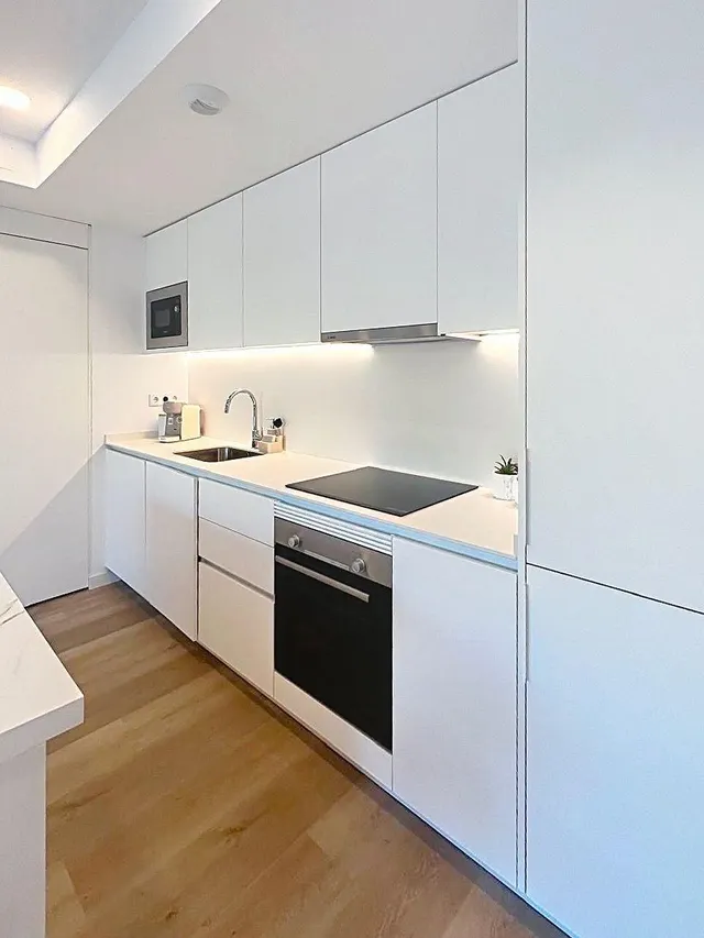 Apartamento 2 habitaciones 98m² en alquiler - Zona Franca — 17