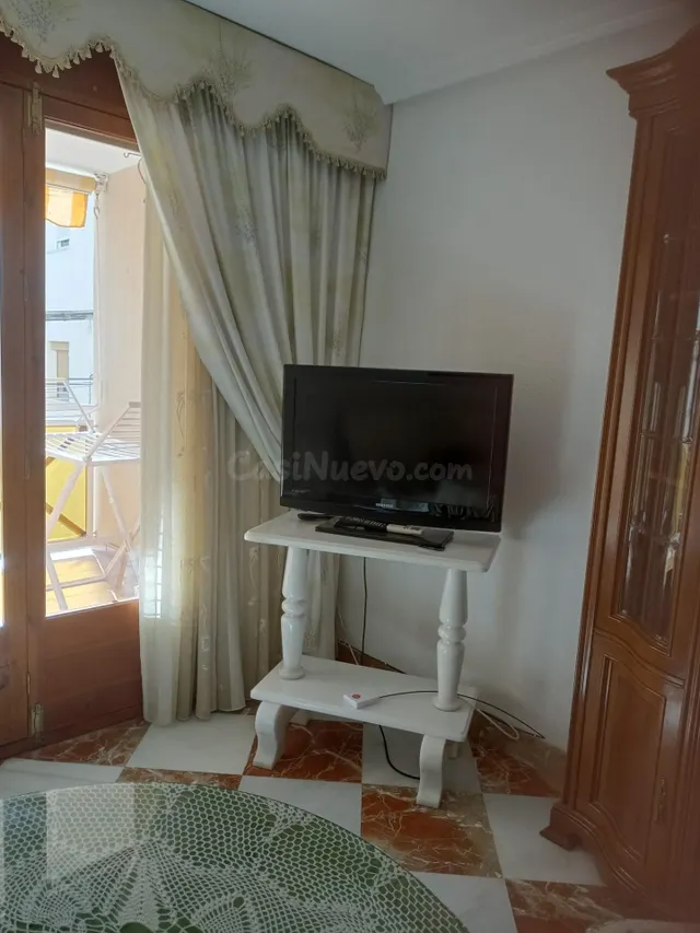 PISO EN MACAEL, ALMERÍA DE TRES habitaciones Y ASCENSOR. - foto 4