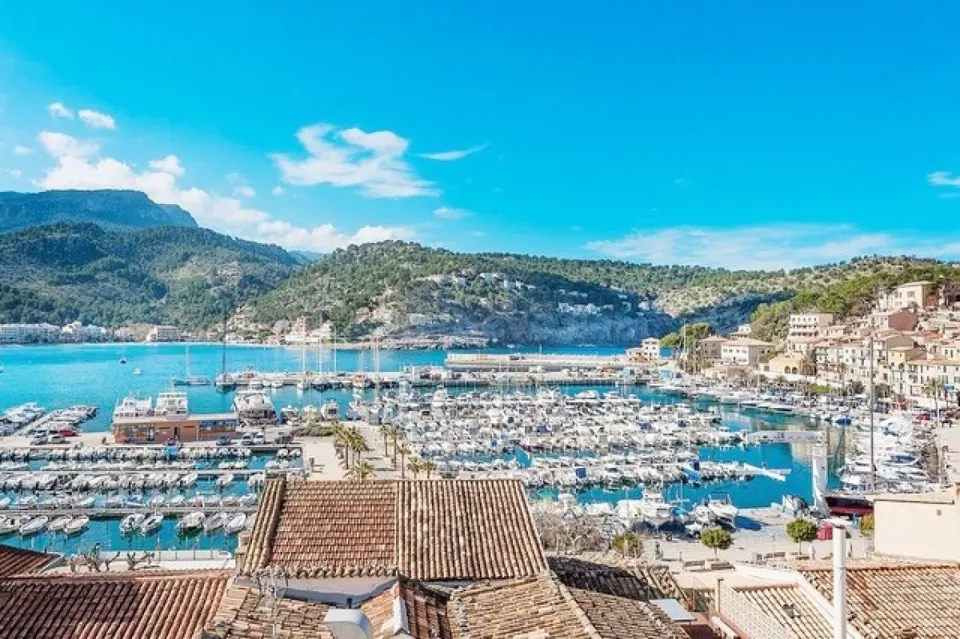 Edificio con 4 apartamentos en Puerto Soller