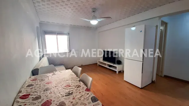 Piso en venta en Benimamet, con cuatro habitaciones y dos baños — 2