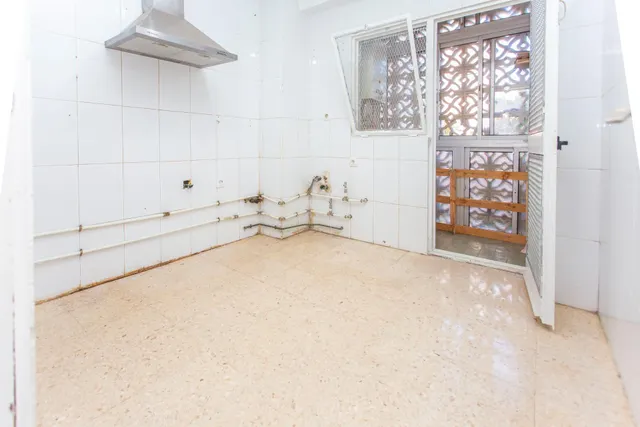Se vende piso zona los marianistas — 6