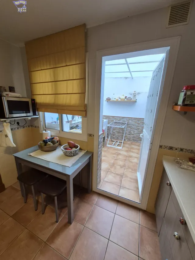 SE VENDE UNIFAMILIAR EN ZONA DEL PORTICHUELO - foto 4