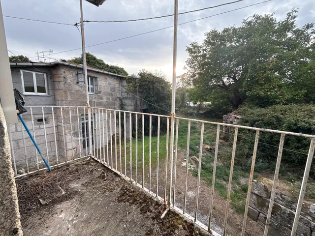 SE VENDE CASA CON PARCELA EN SANDIAS. — 41