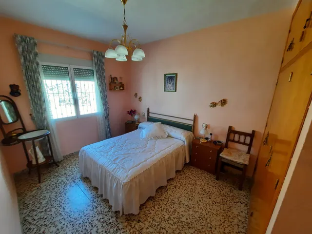 EXCELENTE CHALET EN MONTEALEGRE DEL CASTILLO — 15