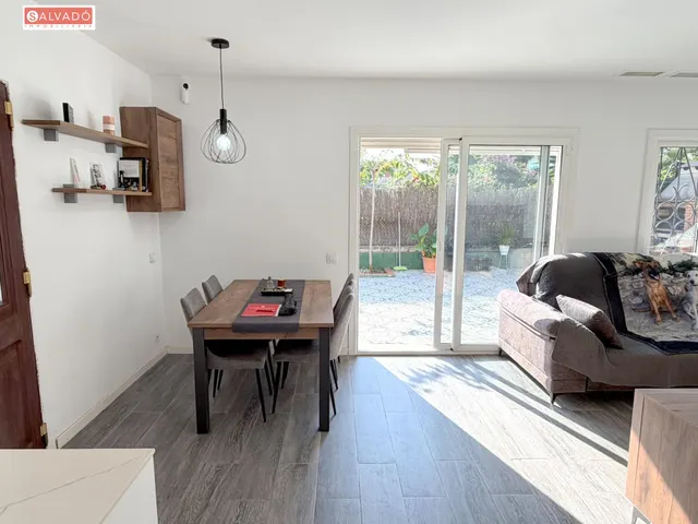 ¡casa independiente de una planta totalmente reformada a 750 m del paseo marítimo de Segur de Calafell! — 12