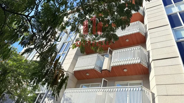 APARTAMENTO CON TODOS LOS SERVICIOS Y PRECIOSAS VISTAS EN PL