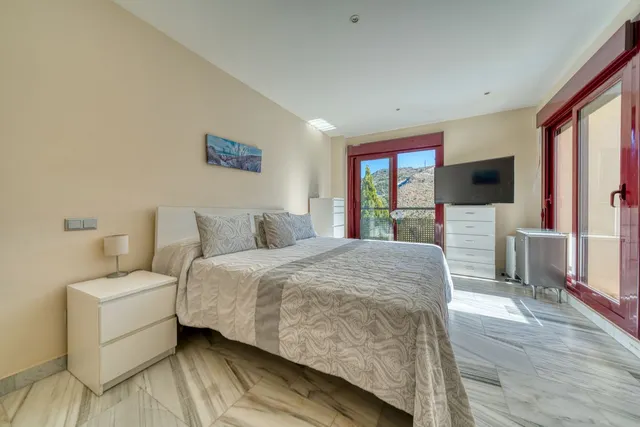 Chalet 5 habitaciones 290m² en venta - Costa del Sol — 13