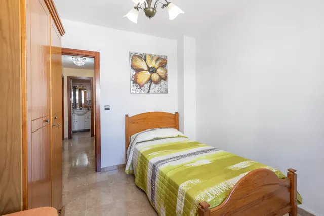 ¡exclusiva vivienda unifamiliar con patio privado en Armilla! — 26