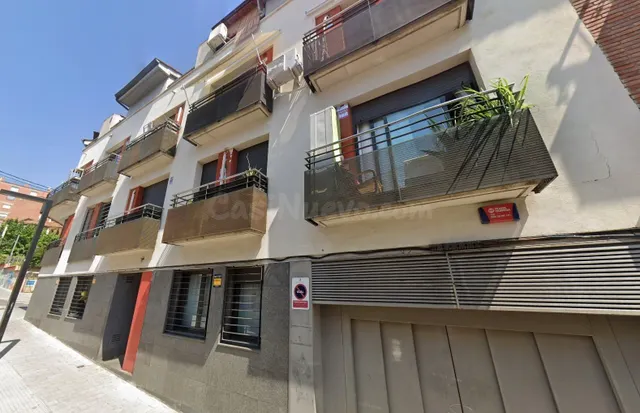 SE VENDE PLAZA DE APARCAMIENTO EN RUBI - foto 2