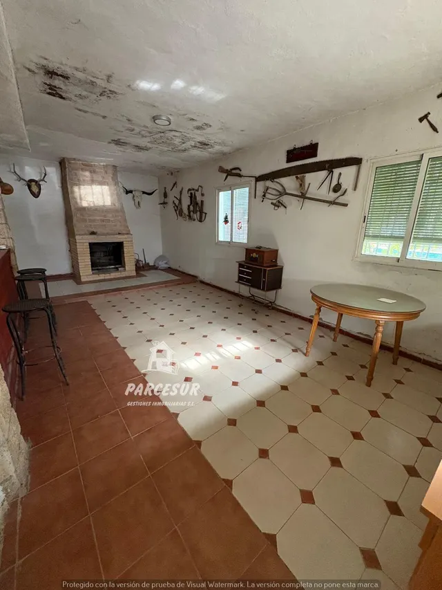 Finca de 1.250 m2 con 2 casas independientes y piscina — 45