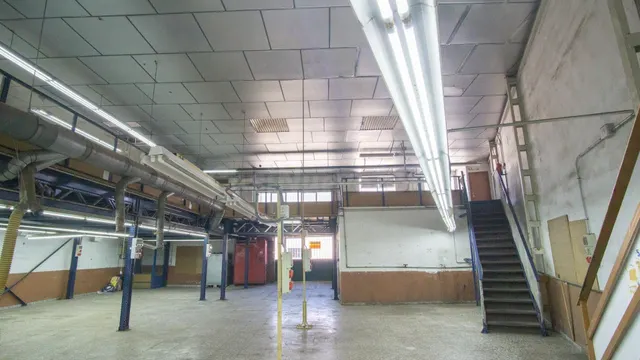 Nave industrial en zona la Torreta de Elda - foto 3