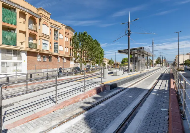 ÁTICO CON PERGOLA BIOCLIMATICA JUNTO AL METRO — 31