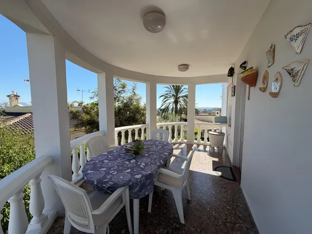 Espectacular Chalet en La Pobla de Vallbona - Ideal para Vivir — 17