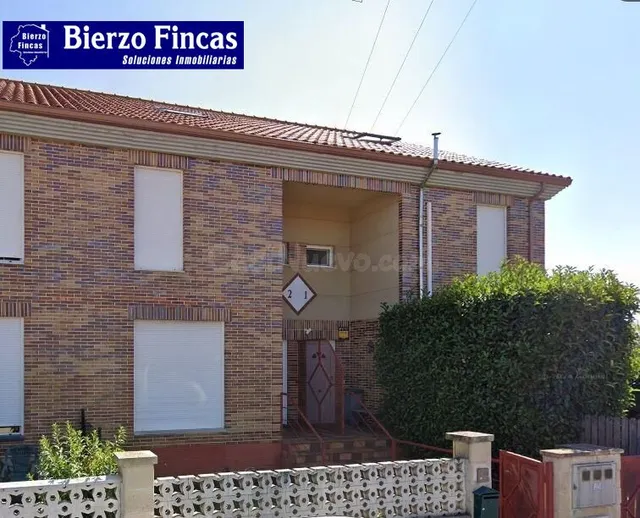 SE VENDE VIVIENDA ADOSADA EN VILLASABARIEGO - foto 2