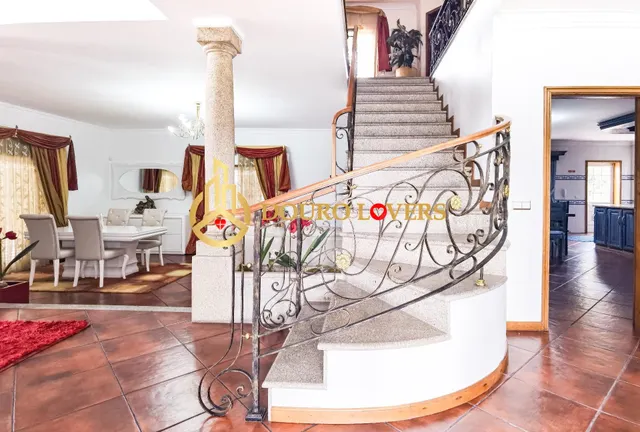 Casa 4 habitaciones 573m² en venta - Ferreira - foto 5
