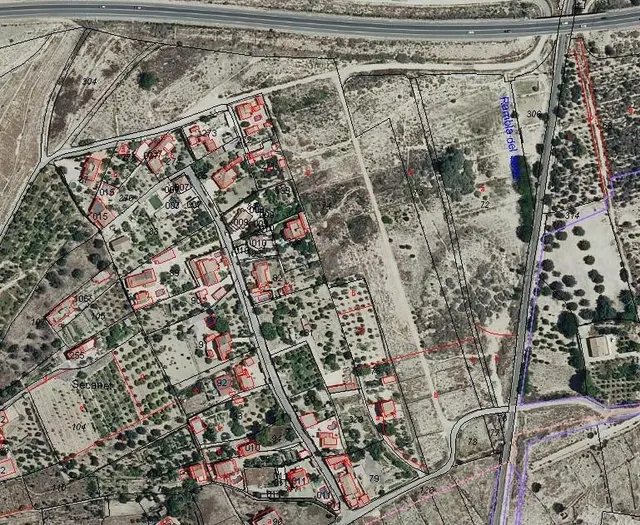 Excelente parcela rústica de más de 28.000 m2 en la Zona del - foto 2