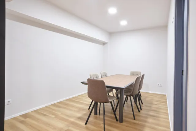 Habitación sólo para chica estudiante - disponible en diciembre - san antón — 31