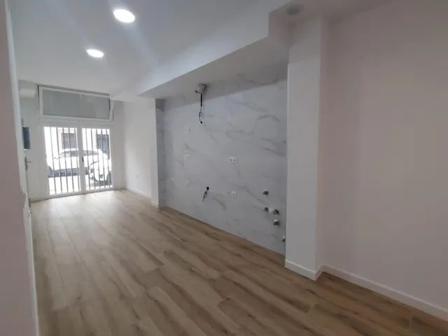 Piso en planta baja a Esternar en la zona de la Viñuela. Ide - foto 5