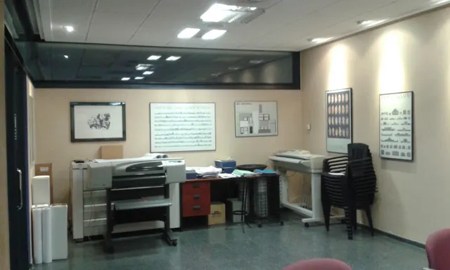 Vende Local en Villena — 6