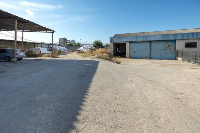 Nave industrial 1400m² en venta - Alcampo — 16