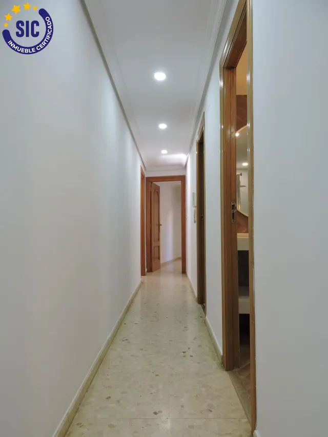 Piso en venta en Benicalap de 3 habitaciones, con terraza y balcón — 15