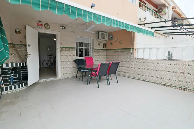 Casa 3 habitaciones 100m² en venta - Playa de los Naufragos — 28