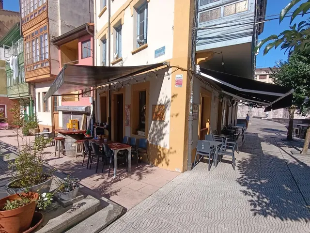 Edificio en venta en Plaza Dominganes, Nava — 8