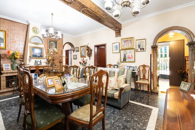 Chalet y parcela segregable en Palomares del Río — 18