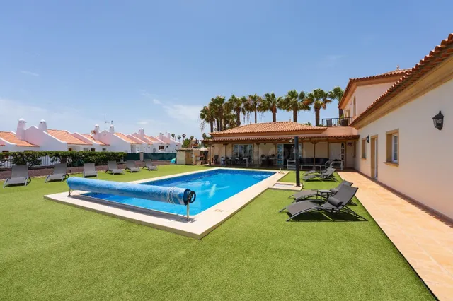Villa en venta en Golf del Sur - foto 2