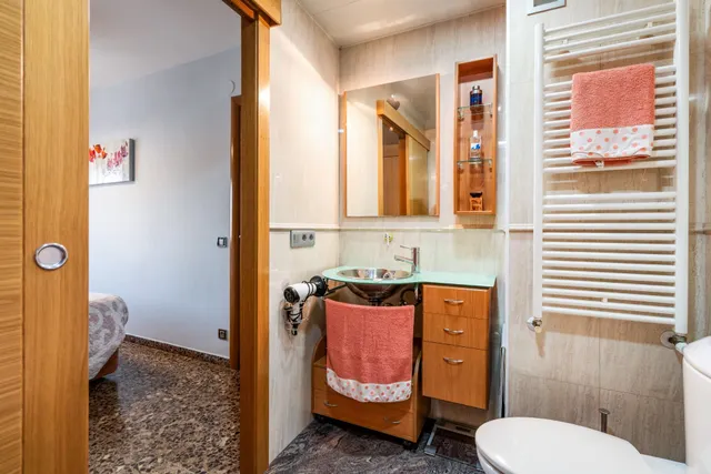 Dúplex  con 3 dormitorios mas buhardilla, 2 baños, balcón, vistas panoramicas. — 29