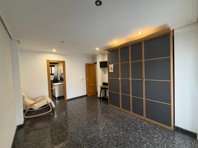 Piso seminuevo en Lliria con cuatro habitaciones, espectaculares terrazas, garaje y trastero — 21