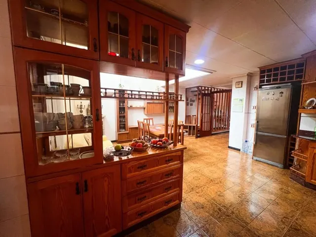 Villa 5 habitaciones 340m² en venta - Zona Pueblo — 10